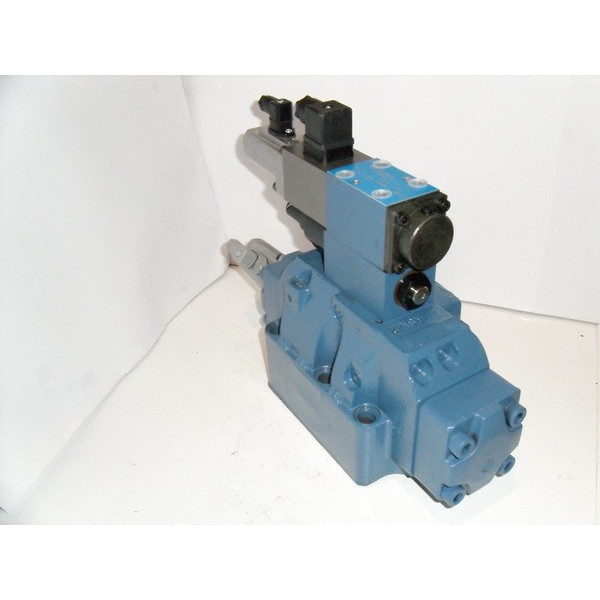 Solenoid direct. control valve