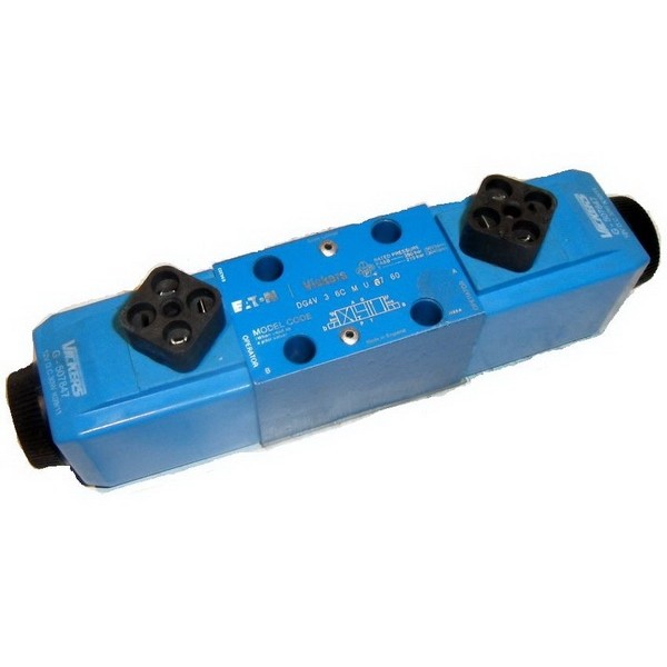 Solenoid direct. control valve