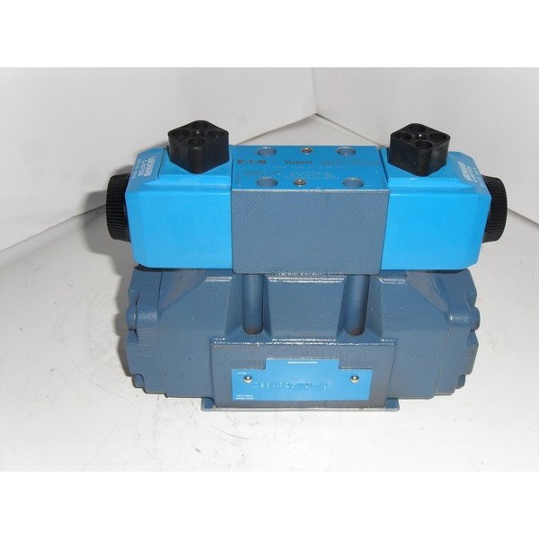 Solenoid direct. control valve