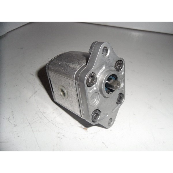 Solenoid direct. control valve