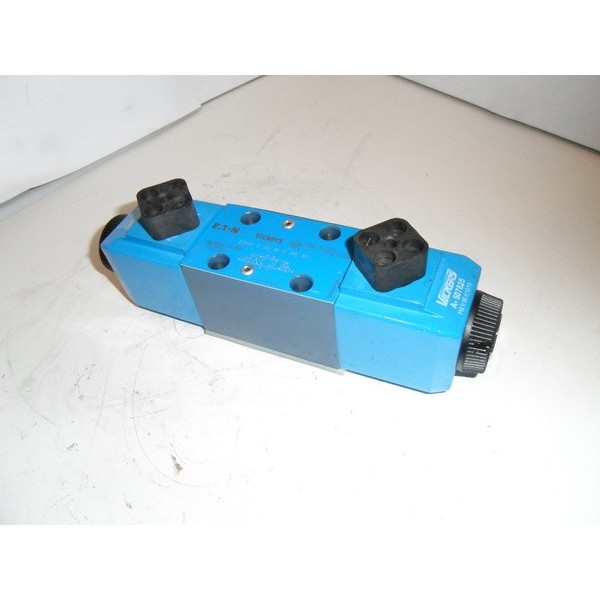 Solenoid direct. control valve