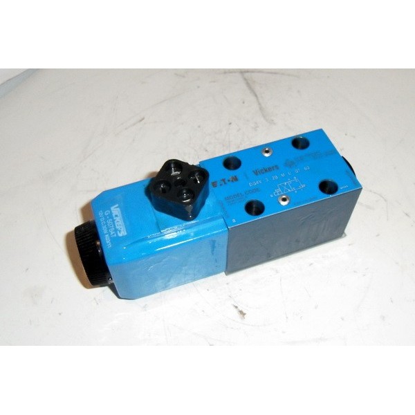 Solenoid direct. control valve