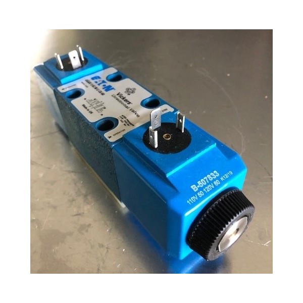 Solenoid direct. control valve