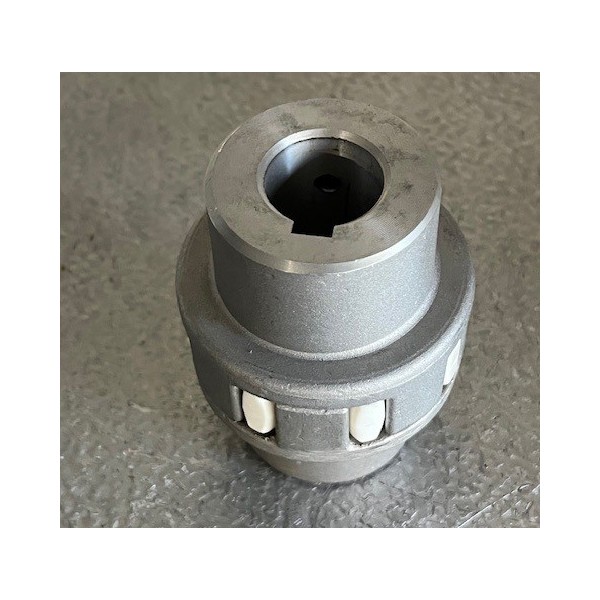 Accouplement entre pompe