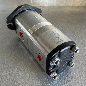 Pompe double à engrenage