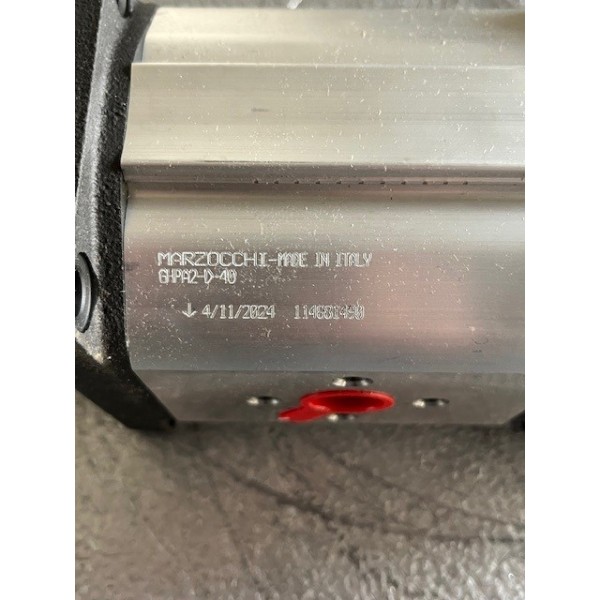 Pompe double à engrenage