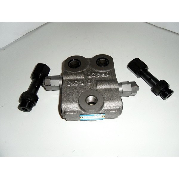 Solenoid direct. control valve