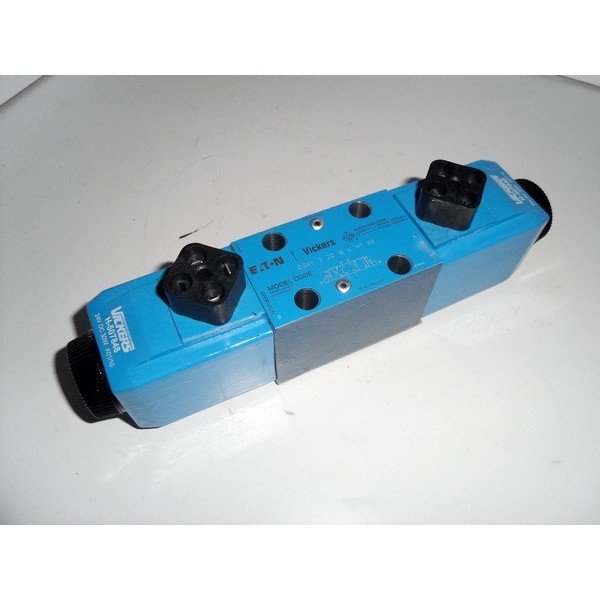 Solenoid direct. control valve